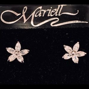 🌺Mariell CZ Diamond Stud Earrings!